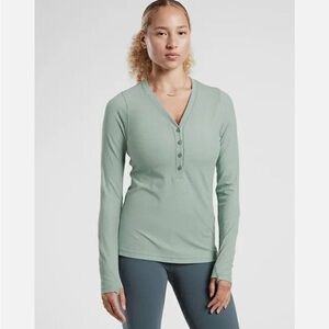 Athleta Uptempo Sage Green Long Henley Sleeve Jersey Ribbed Top Small